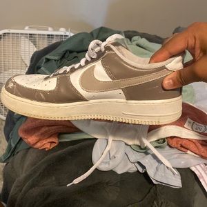 Used Nike Airforce 1.